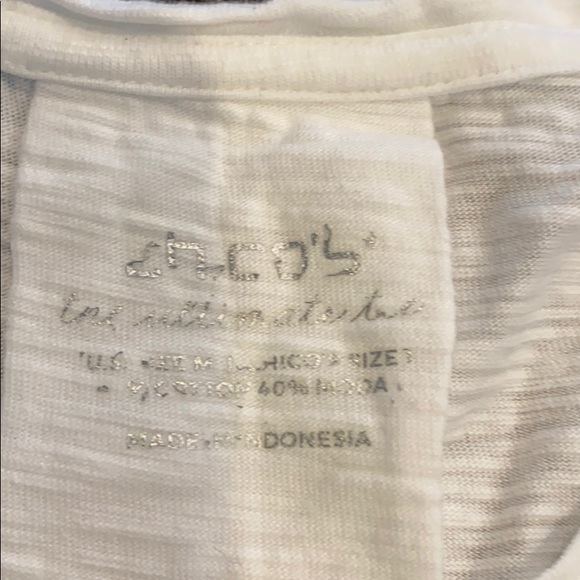 Chico’s tee - Picture 2 of 3